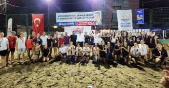 Kumdaki voleybol şöleni sona erdi 