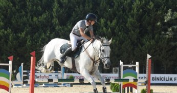 Binicilik sporu Kocaeli'de çok seviliyor