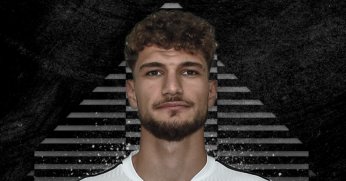 41'in gururu Oktay Gürdal..!  