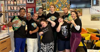 Boksörler gönülleri fethetti