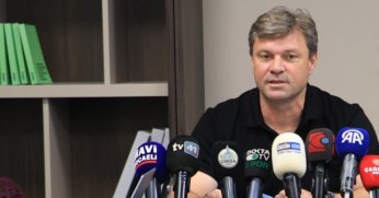 Ertuğrul Sağlam: Bu soytarılara siz de izin vermeyin!