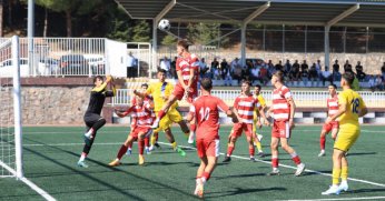 Belediye Derincespor'un gençlerine yazık oldu! “3-3”