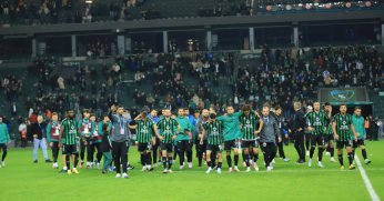 Kocaelispor “Önce yememeyi” öğreniyor!