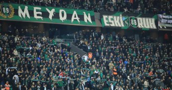 Hodri Meydan her zamanki yerinde! 