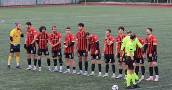 Karamürsel Ereğlispor yolu yarıladı