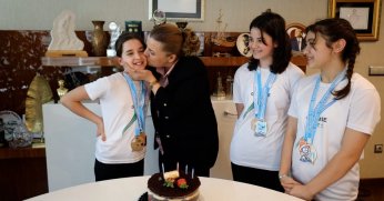 Fatma ablalarını gururlandıran başarı!