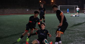 Yahya Kaptan U-16 finale yükseldi! 