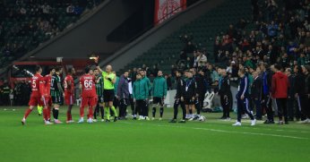 Eze’ye acımadılar!