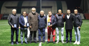 MMFL’de protokole ödülleri verildi