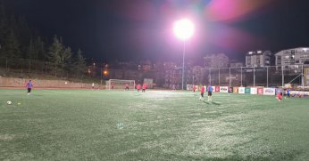 Derince Stadı artık daha aydınlık!