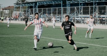 Kavaklıspor sessiz sedasız LİDER!