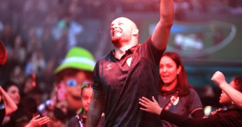 Yalnız adam… Kaleciler!