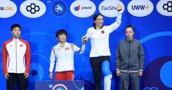 Dünya Güreş Şampiyonası’nda minderde ters döndük!