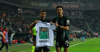 Kocaelisporlu futbolcular Uğurcan Bekçi’yi unutmadı