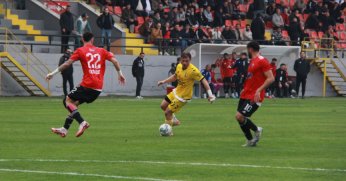 Karamürselspor, Alperen Topçular’ı renklerine bağladı!