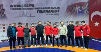 Kağıtspor’un güreşçileri Antalya'da fırtına gibi esti! 