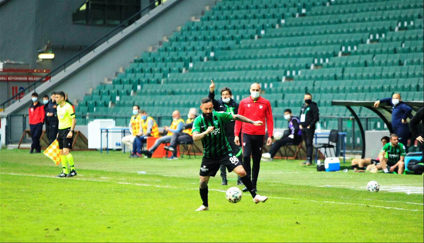 KOCAELİSPOR - Ankara Demir: 3-0 